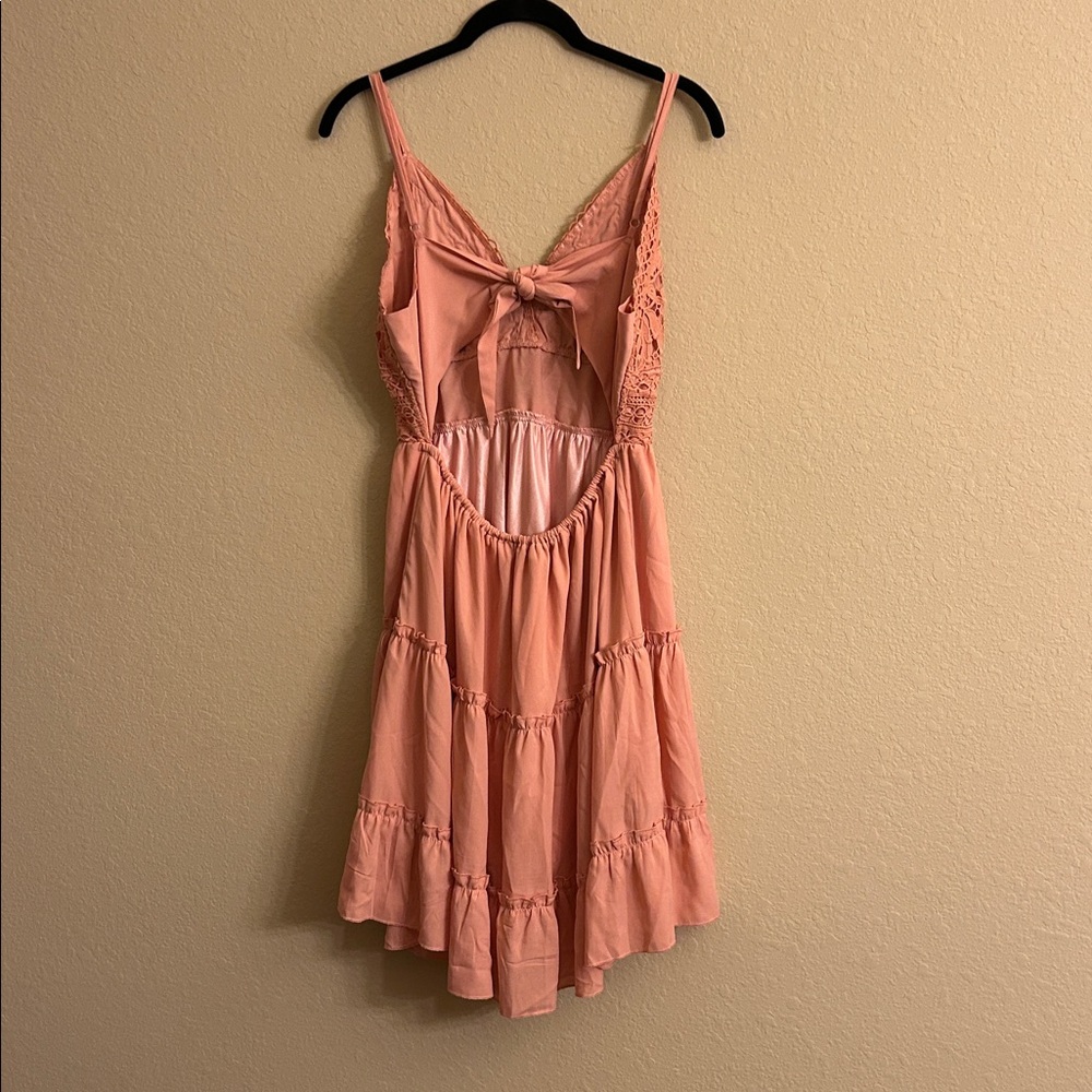 Ecowish Coral Lace Mini Dress
Size Large - Picture 2 of 4